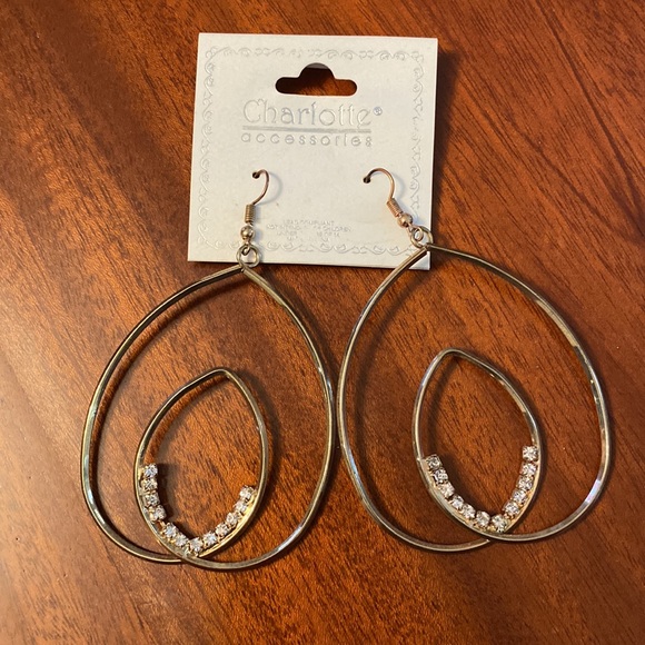 Charlotte accessories teardrop earrings - Picture 4 of 5